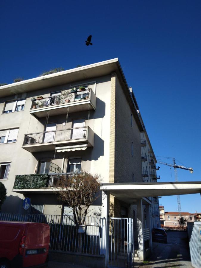 Spazioso Appartamento Parabiago Exteriér fotografie
